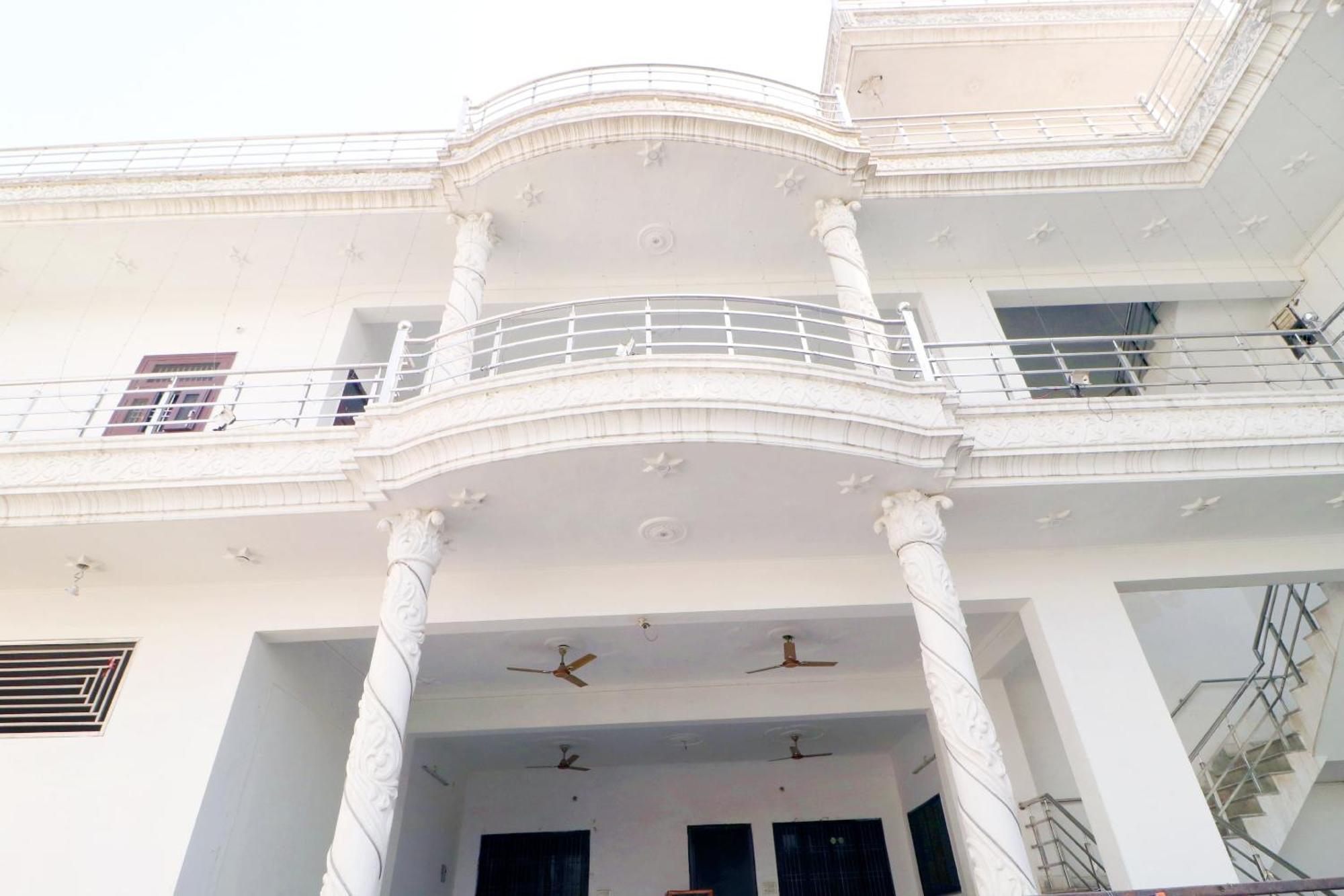 Hotel O Pushp Vatika Bhiwāni Exterior photo