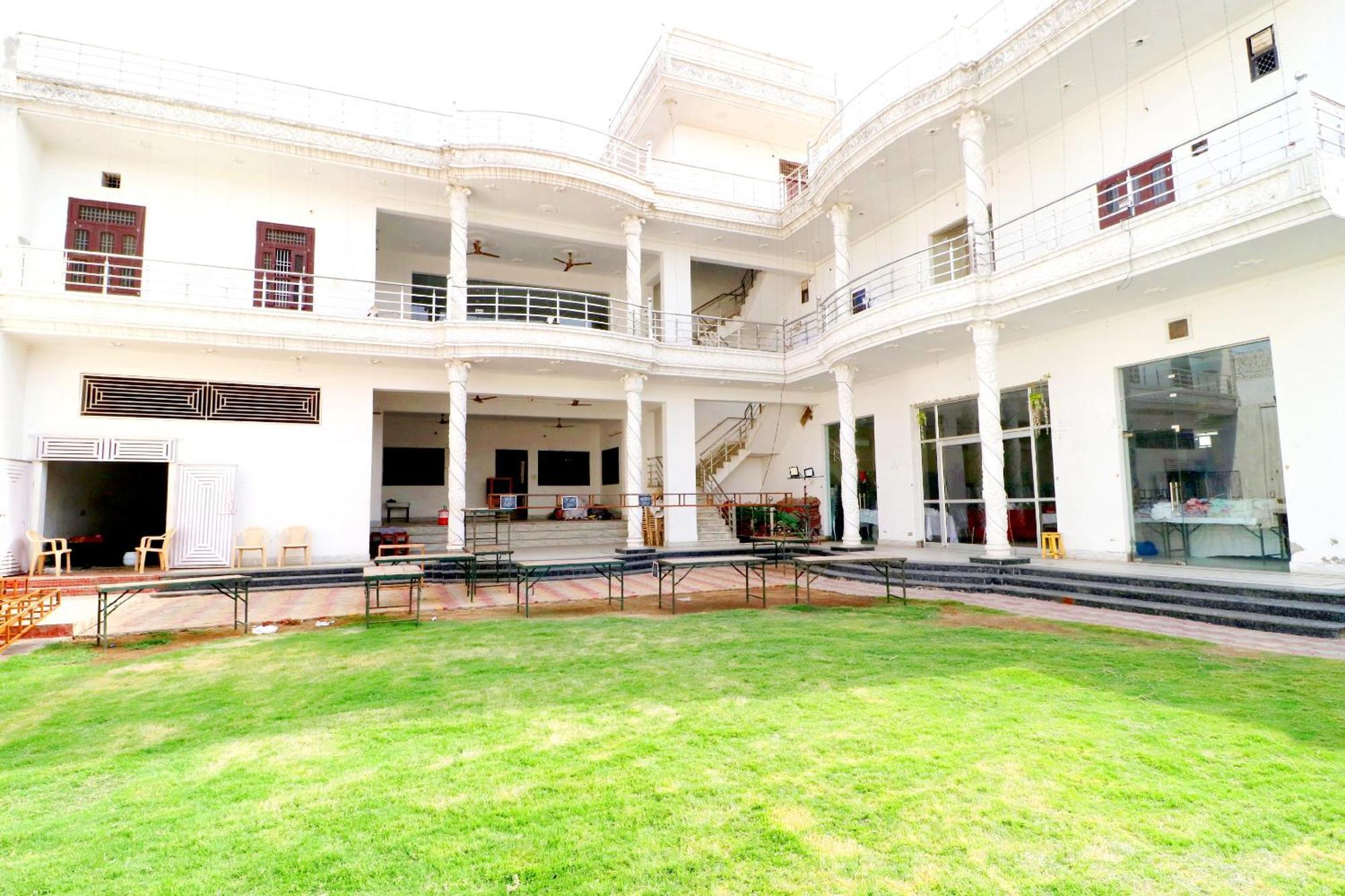 Hotel O Pushp Vatika Bhiwāni Exterior photo