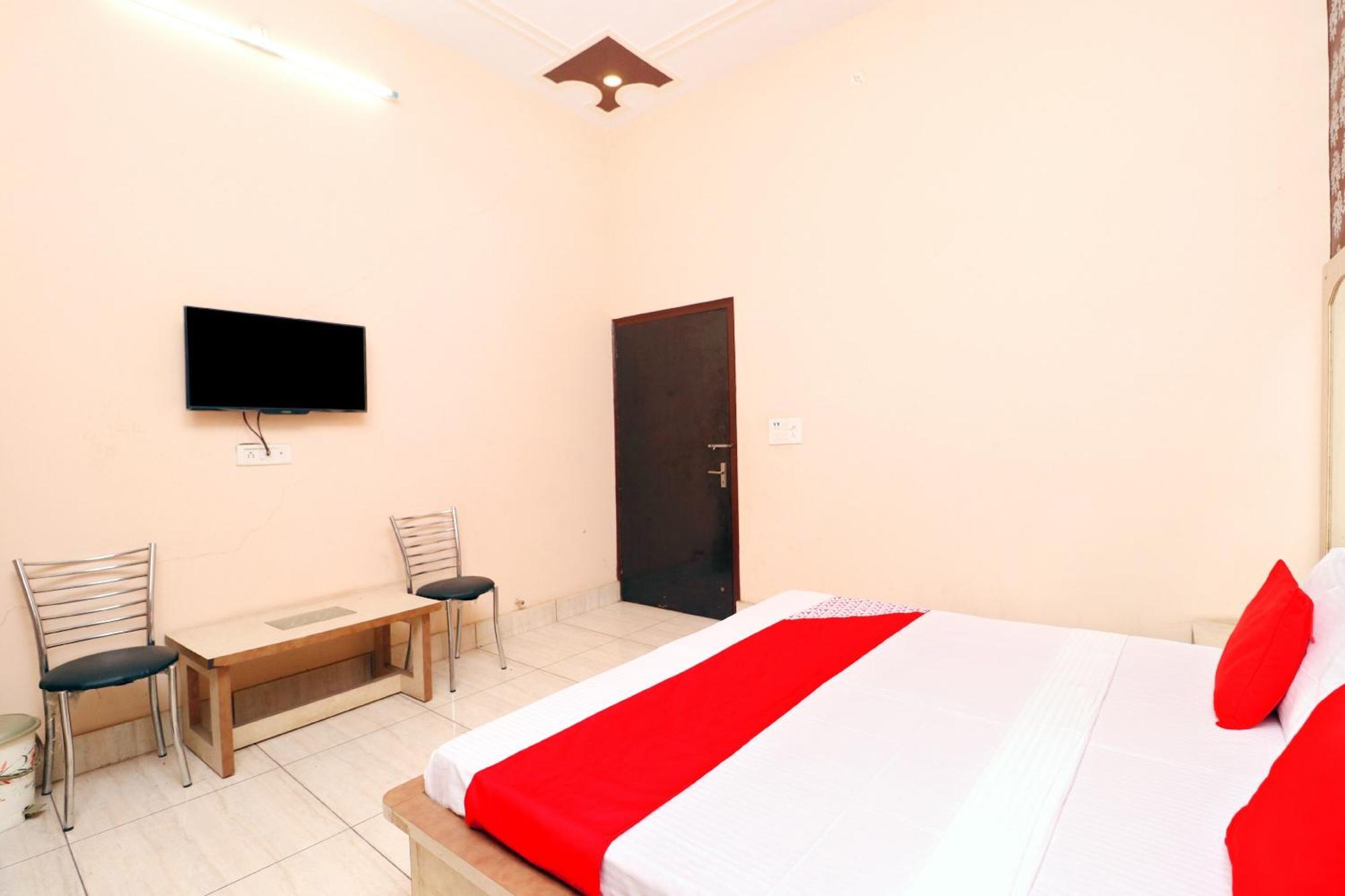 Hotel O Pushp Vatika Bhiwāni Exterior photo