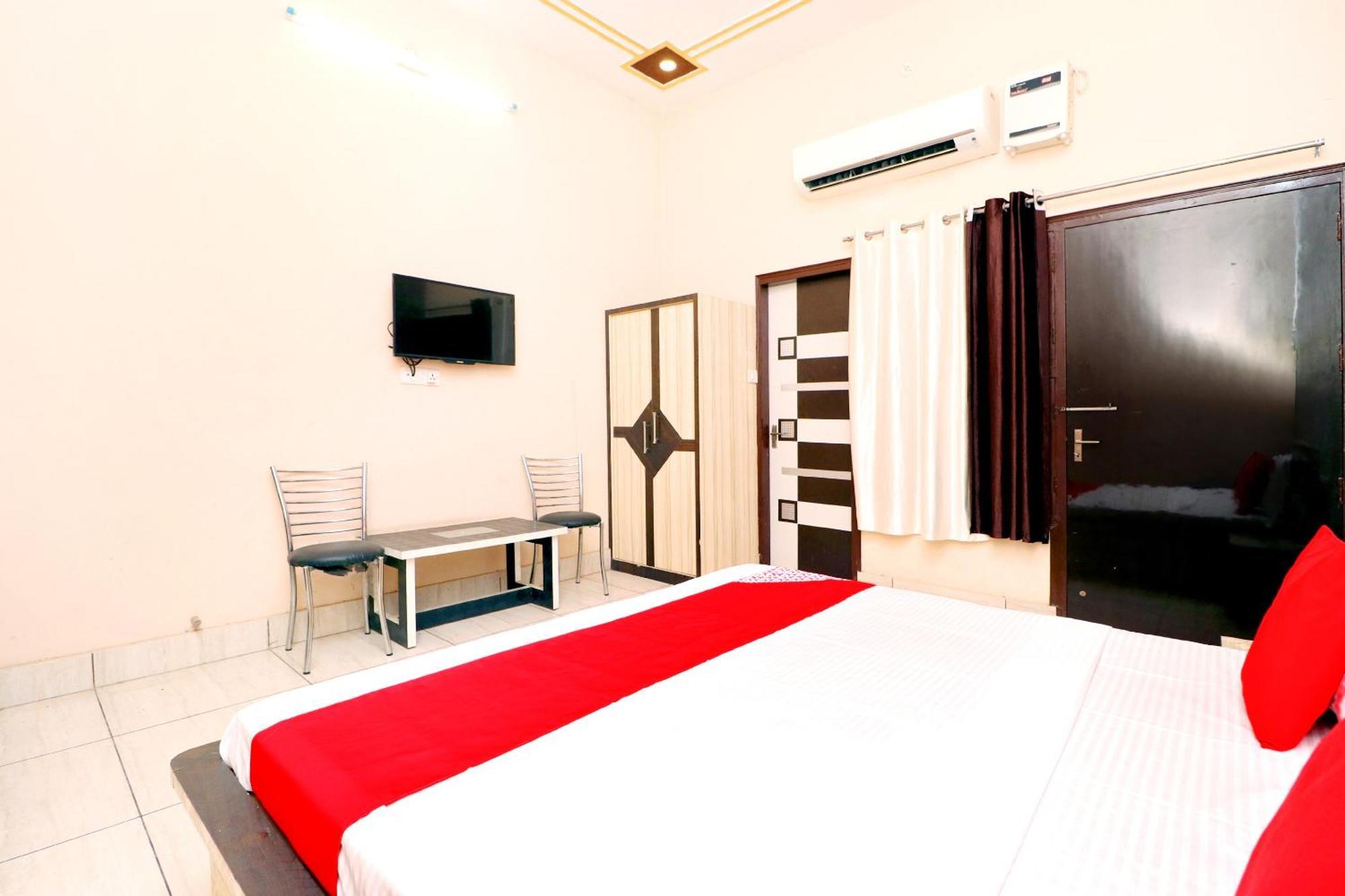 Hotel O Pushp Vatika Bhiwāni Exterior photo